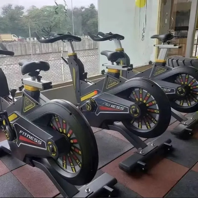 Commerciële spinningbike, indo - Bike Chain recensie en prijs